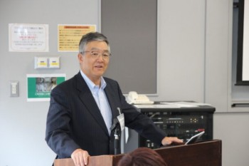 講演する加藤氏